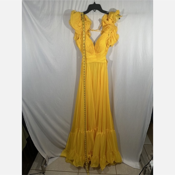NWT $598‎ Mac Duggal [ 2 ] Ruffle Tiered Cutout Chiffon Gown Sunshin Yellow - Picture 7 of 15